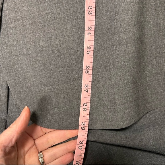 NWT Talbots 2 piece blazer pants suit set gray wool
Size 18WP coat trousers - Picture 8 of 16